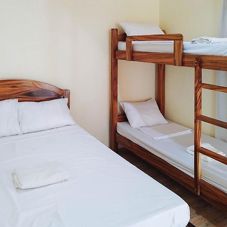 Guimbal Casa Nena Hotel & Resort Iloilo By Reddoorz מראה חיצוני תמונה